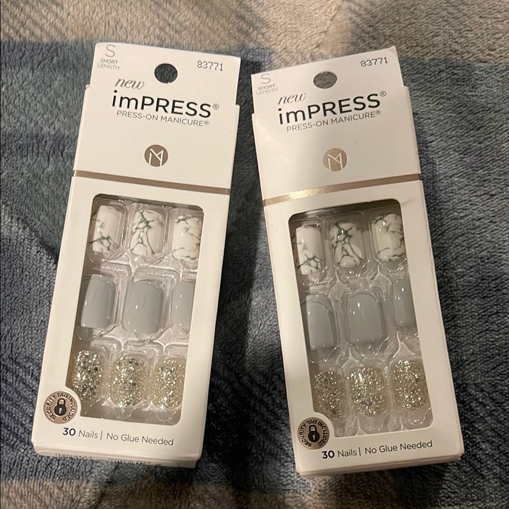 imPRESS Press-On Manicure Set - Marble and Glitter 
2 for the price of one